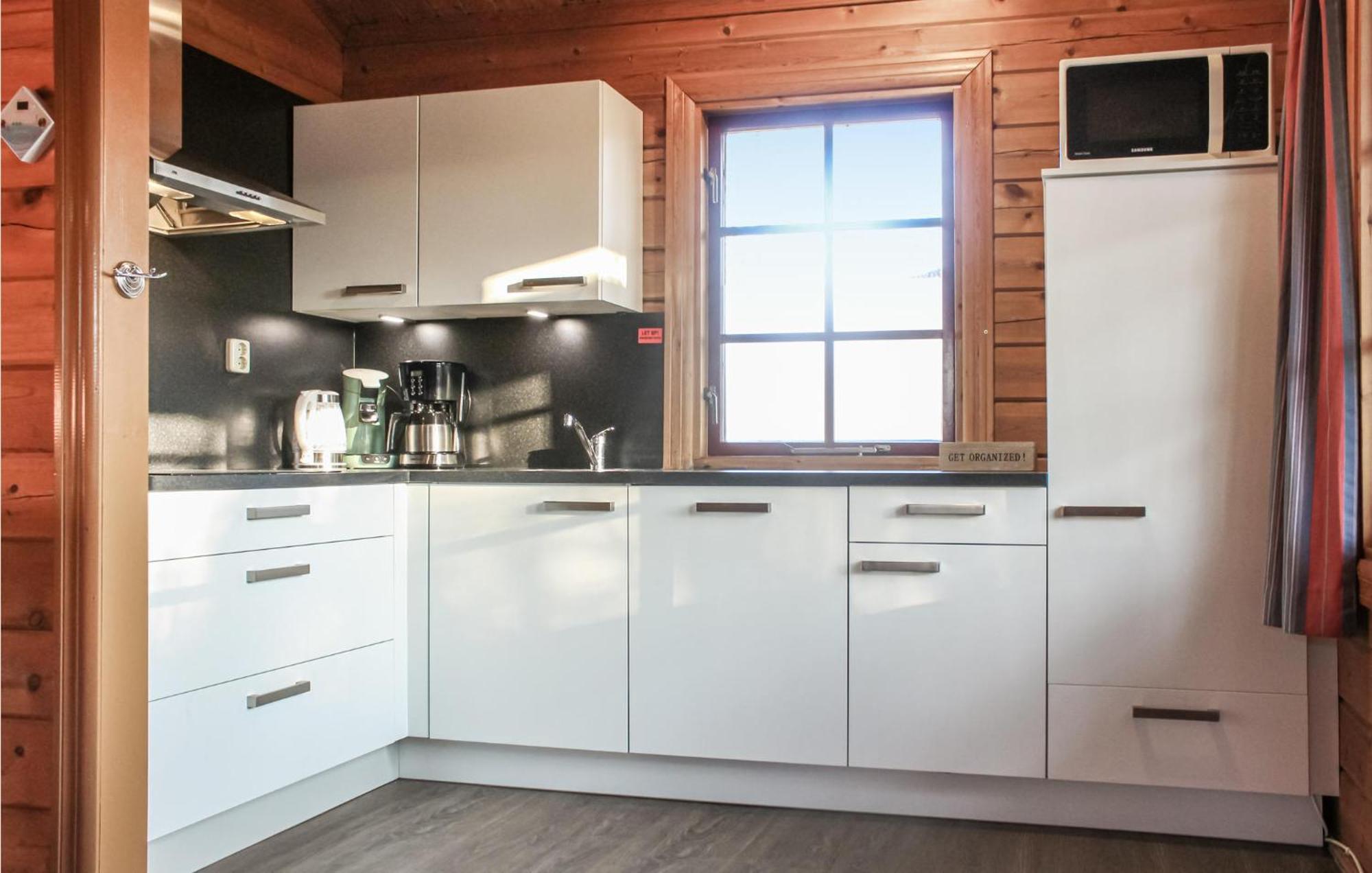 Awesome Home In Gramsbergen With Kitchen Εξωτερικό φωτογραφία